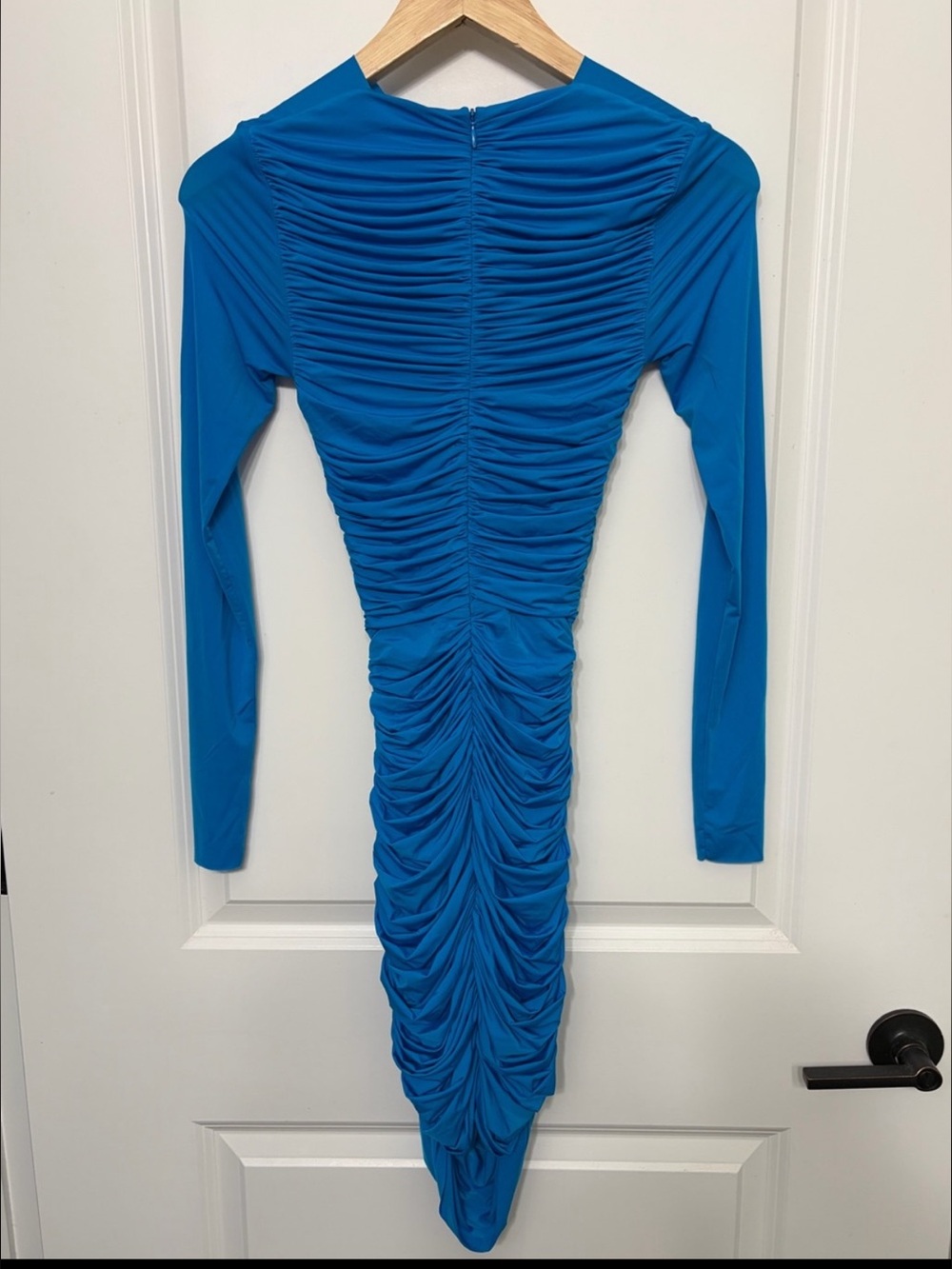 Alex Perry Blue Colt Ruched Mini Dress. - Picture 10 of 14